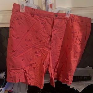 IZOD Mens shorts